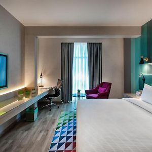 Deluxe  Beach King Room